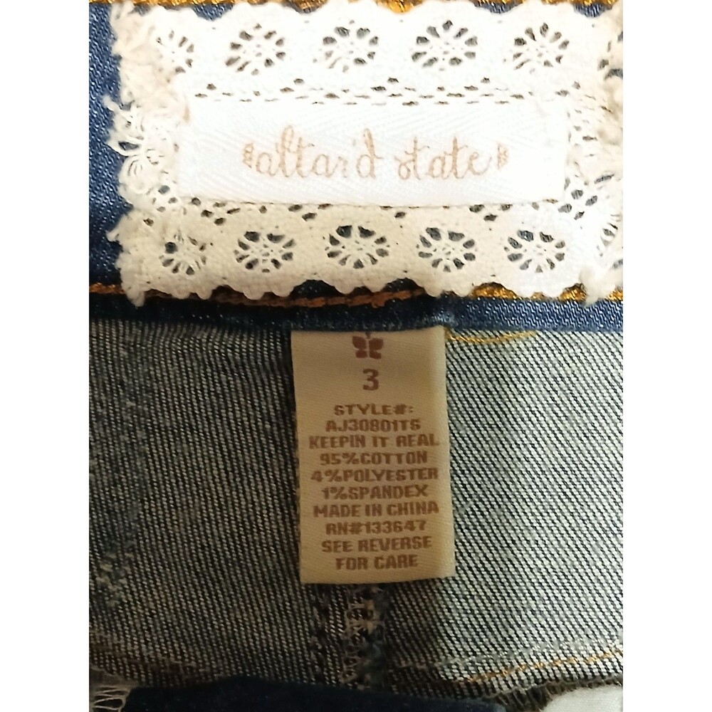 Altar'd State Jean Short shorts Frayed fringe hems Dark blue 3  NWOT - Picture 5 of 7